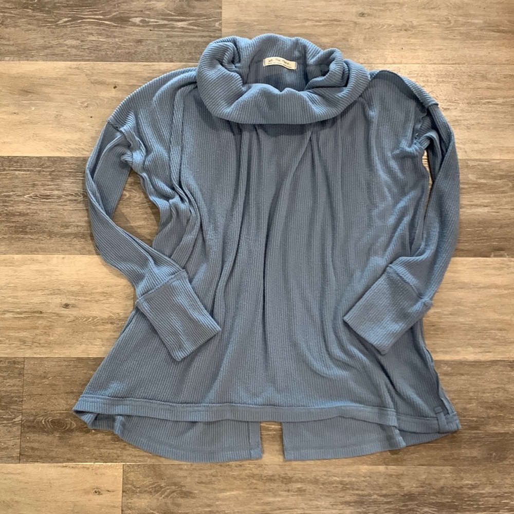 Free People We the Free cowl neck open back sweater ladies medium